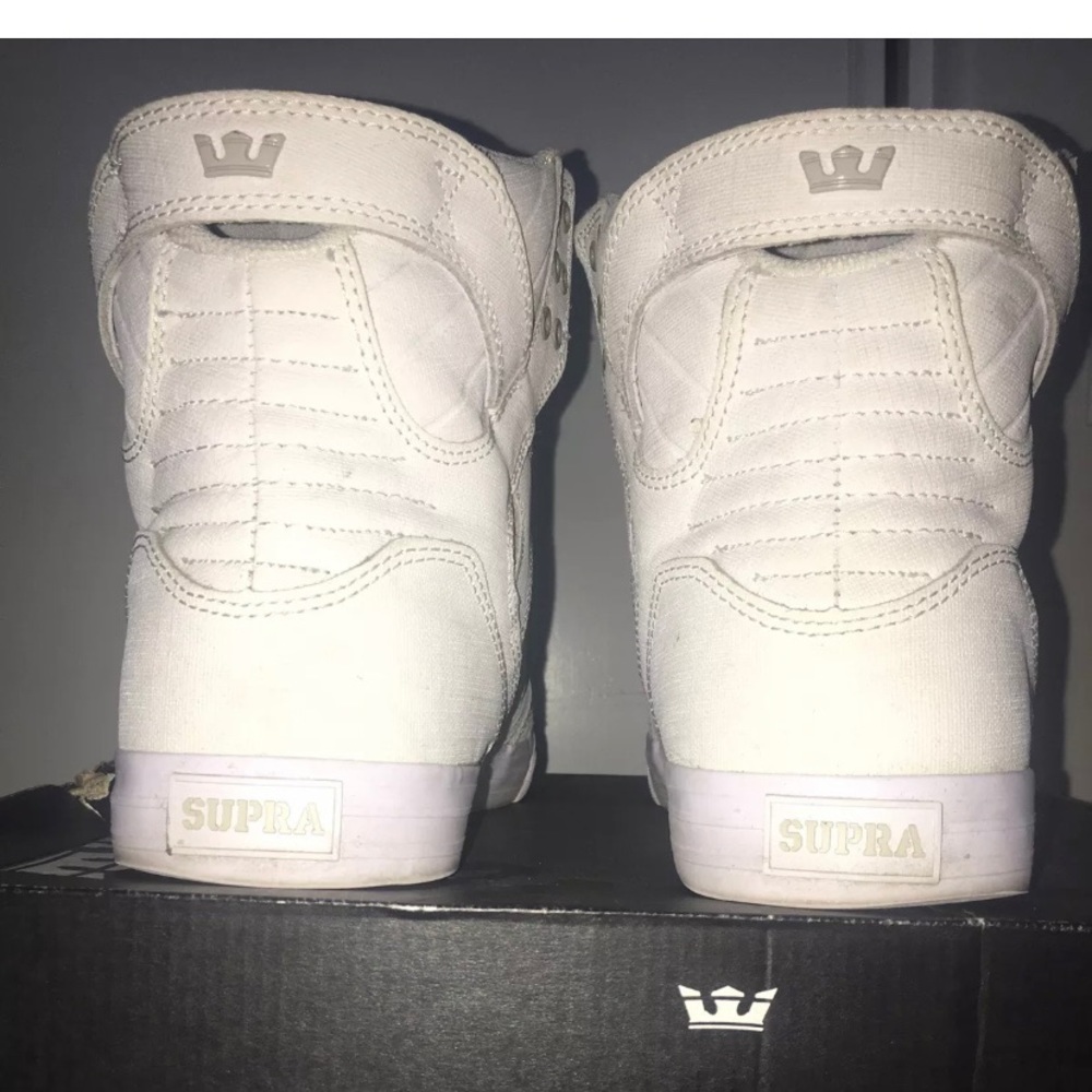Supra skytop